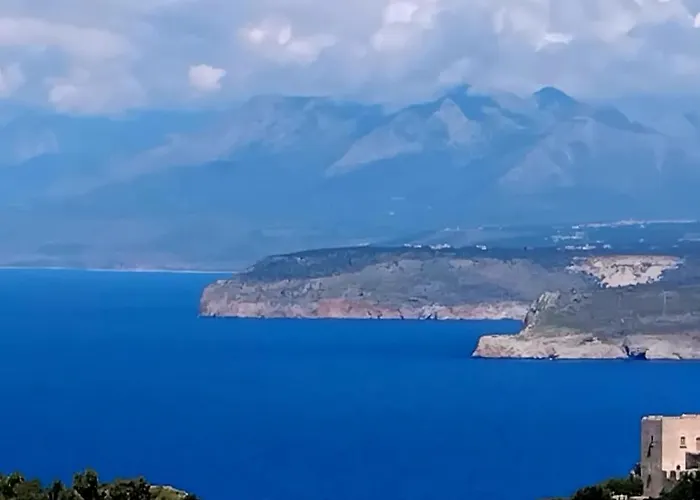 Mani Fort Charabos